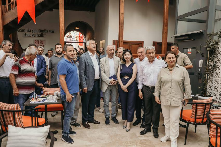 Bülent Ecevit’in anıları Adana’da yaşayacak