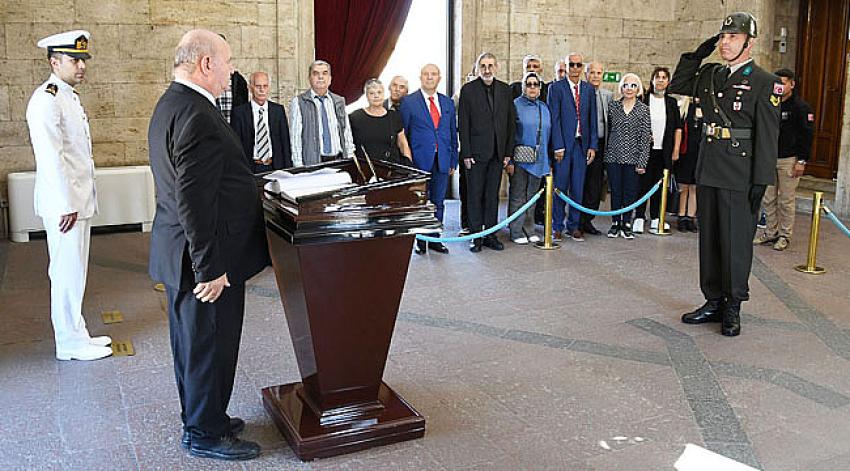 Çukurova Gazeteciler Cemiyeti Anıtkabir’de