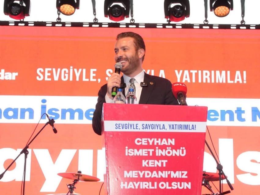 Ceyhan İsmet İnönü Kent Meydanı açıldı