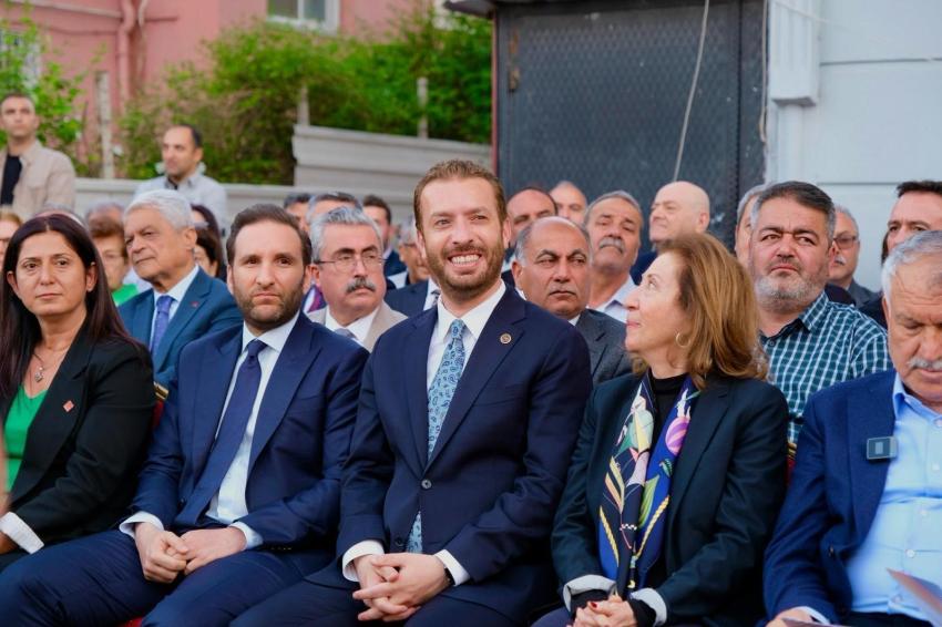 Ceyhan İsmet İnönü Kent Meydanı açıldı