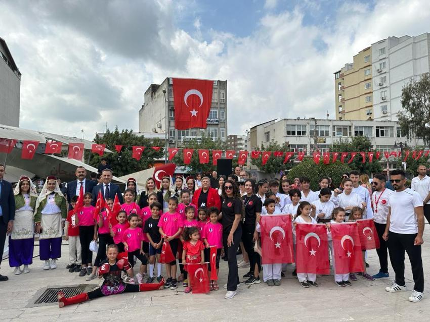 Ceyhan’da 19 Mayıs coşkusu