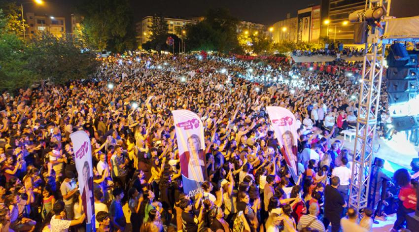 Ceyhanlı gençler Bilal Sonses’le stres attı
