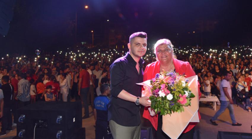 Ceyhanlı gençler Bilal Sonses’le stres attı