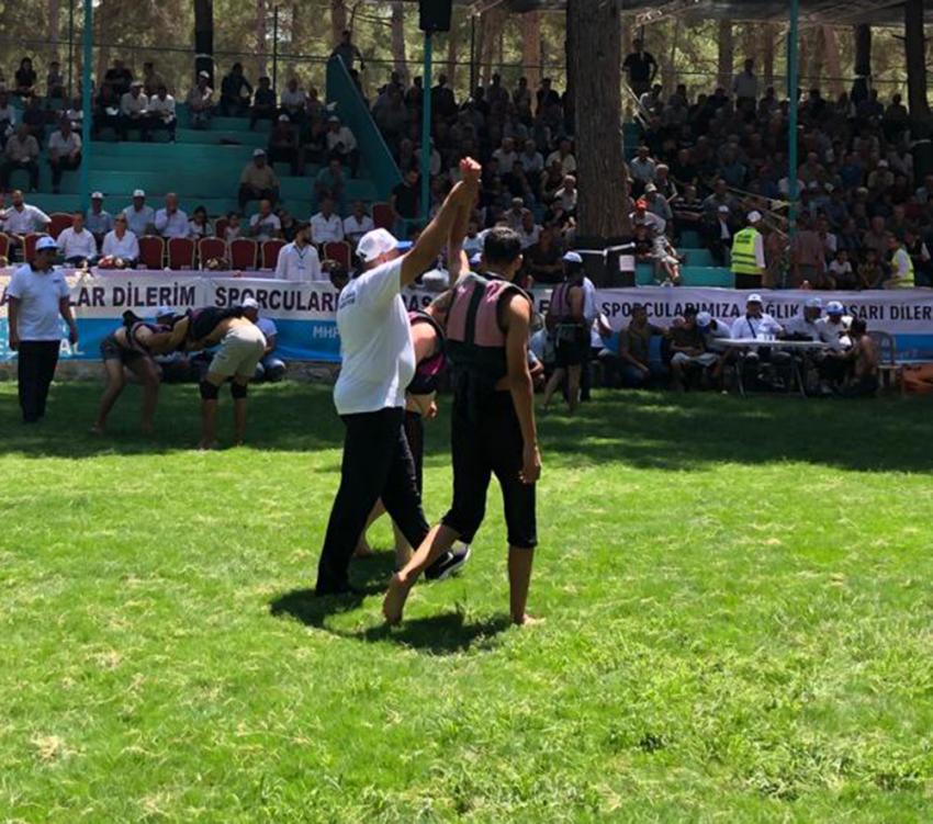 Madalyalar Ceyhan’a