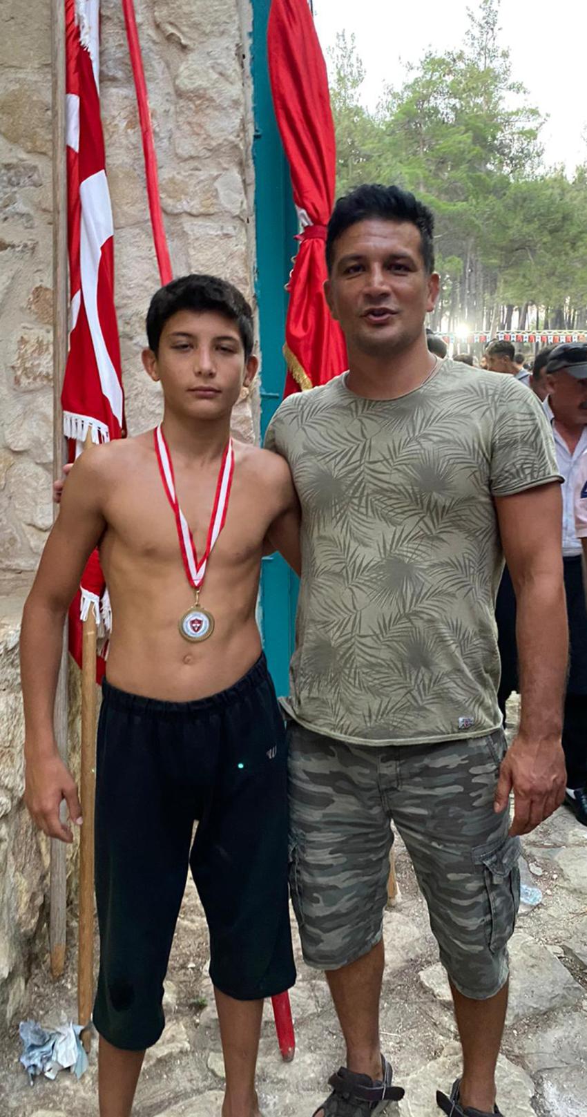 Madalyalar Ceyhan’a