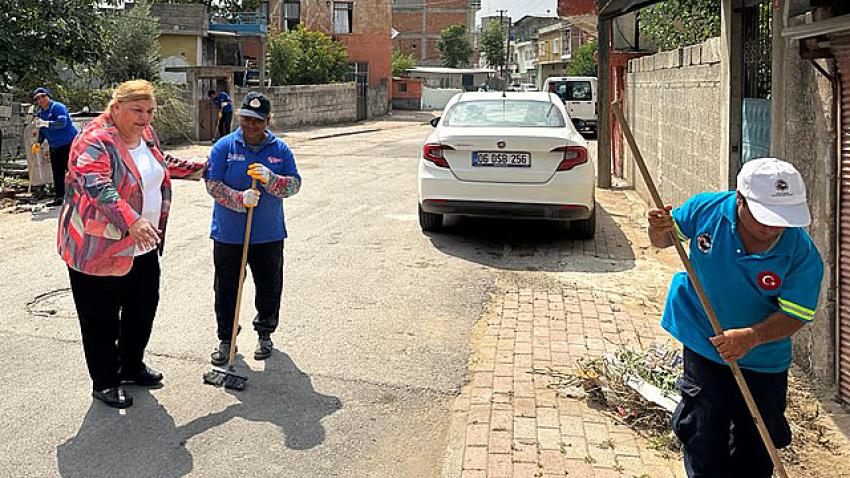 Mavi Şimşekler, Ceyhan’ı köşe bucak temizliyor