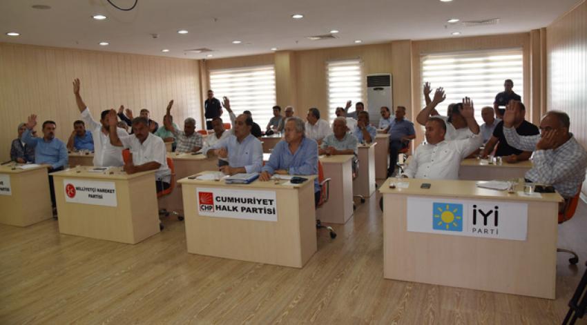 'Ceyhanlıma hizmeti kimse engelleyemez'