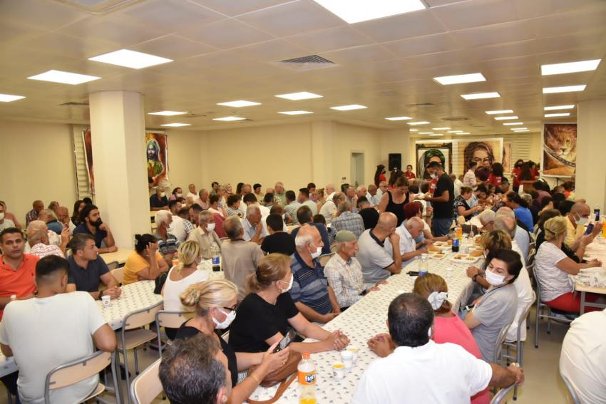 Ceyhanlılar lokmasını paylaştı