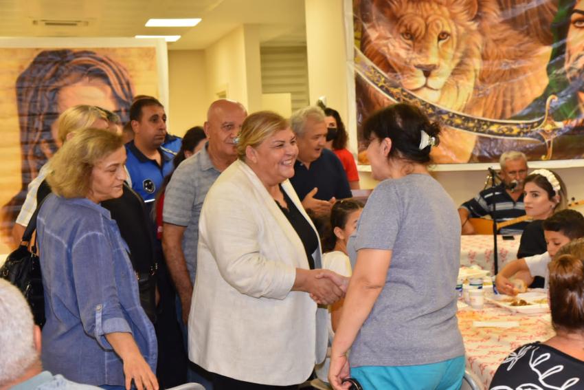 Ceyhanlılar lokmasını paylaştı