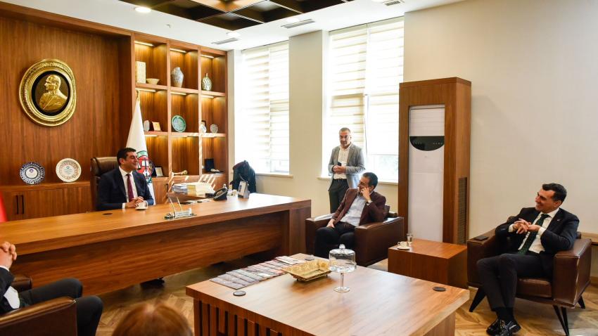 Tekin: Herkese eşit hizmet ilkesiyle Seyhan’ımızı yöneteceğiz