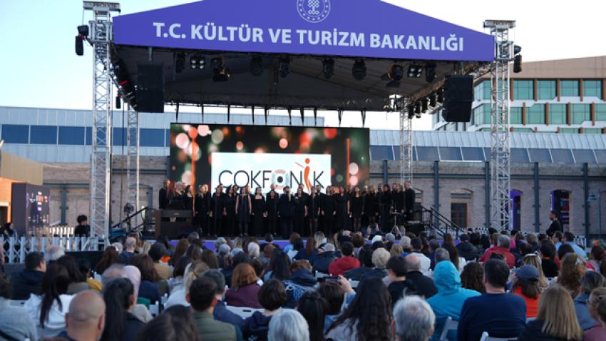 Portakal Çiçeği Karnavalı coşkuyla sona erdi