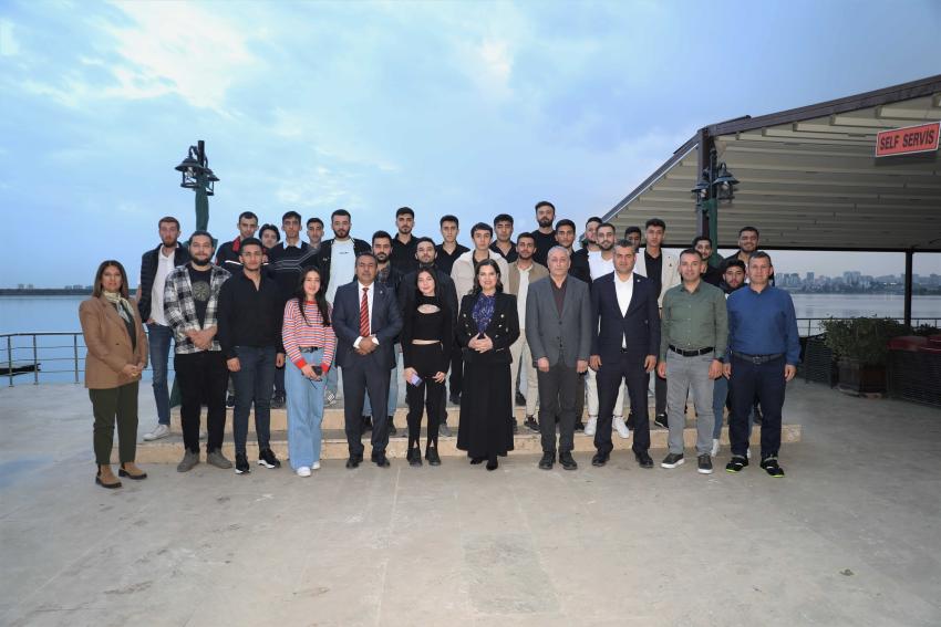 Deprem gönüllülerine teşekkür