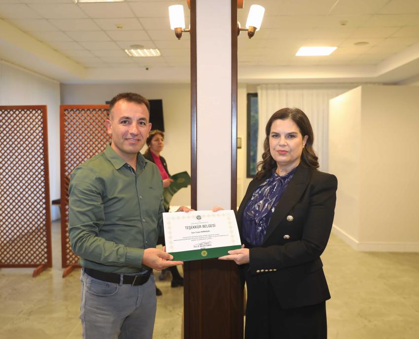 Deprem gönüllülerine teşekkür