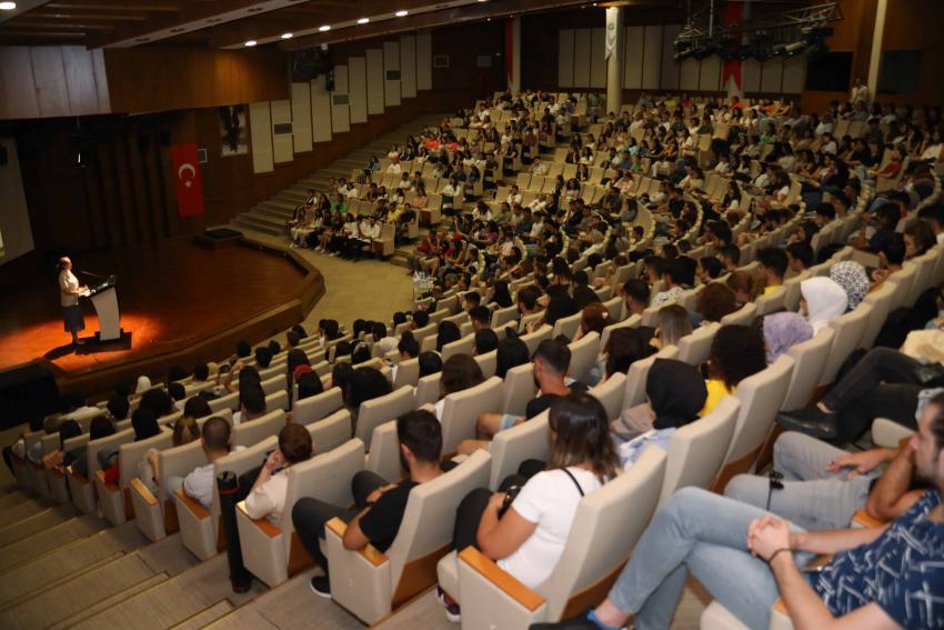Mimarlık Fakültesi'nde ders başı yapıldı