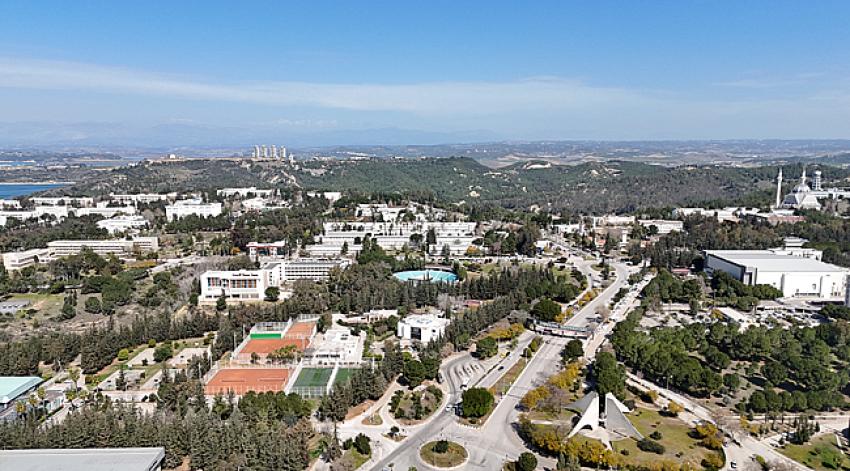 Çukurova Üniversitesi'ne tebrikler