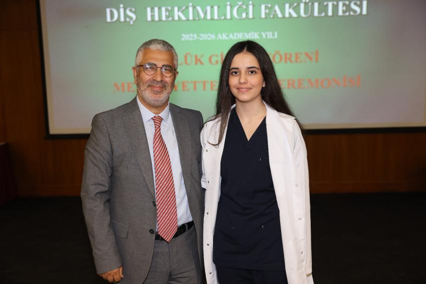 Diş hekimi adayları önlük giydi