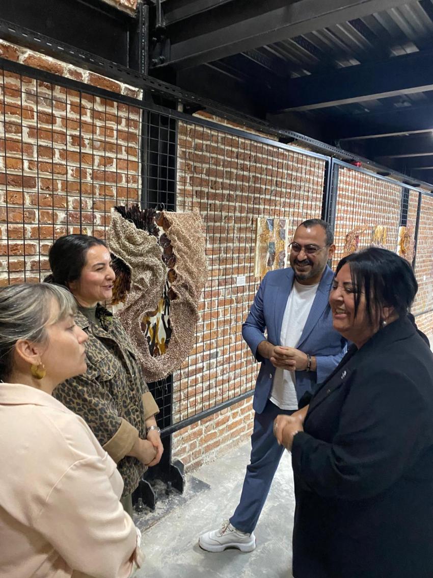 ÇÜ'den seramik ve tekstil sergisi