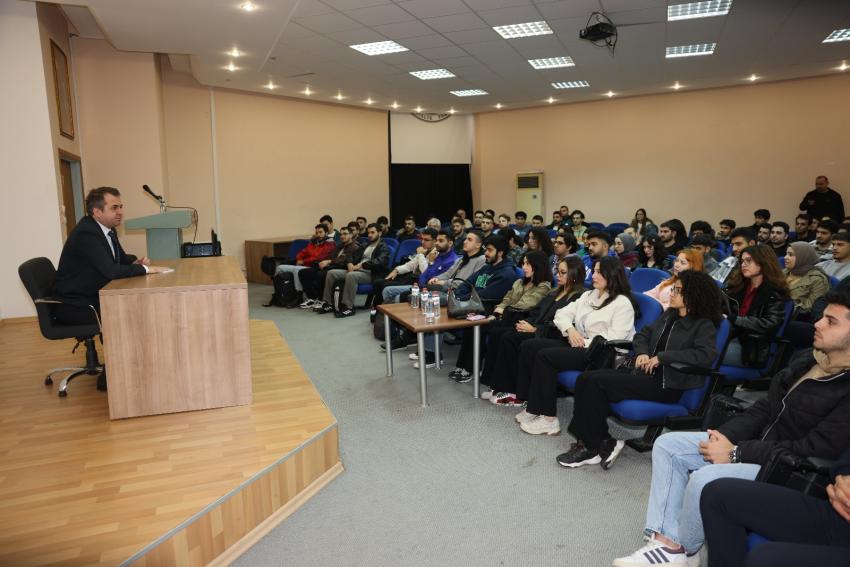 Rektör Beriş'ten öğrencilere müjdeler