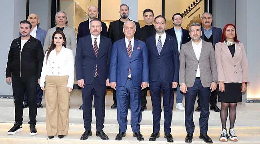 “Adana için kıymetlisiniz”