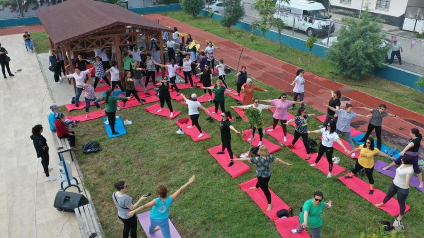 Seyhanlı kadınlar hem eğlendi hem rahatladı