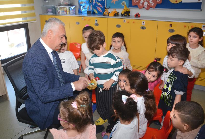 3-5 Yaşındaki Çocuklara Diş Fırçalama Teknikleri Anlatıldı