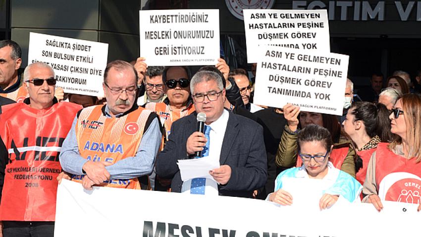 Sağlıkçılar iş bırakmaya devam ediyor