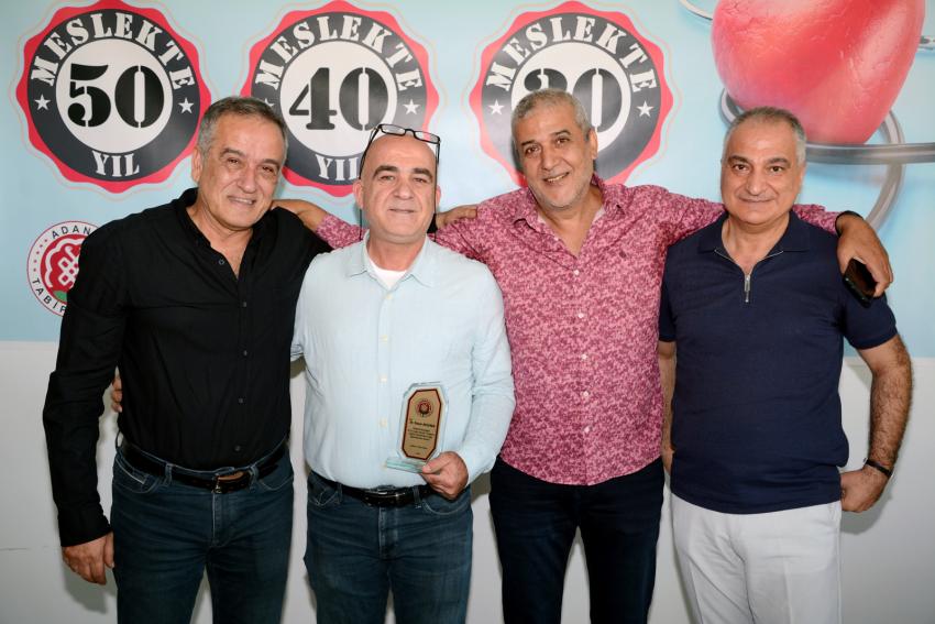 Yılların hekimlerine plaket