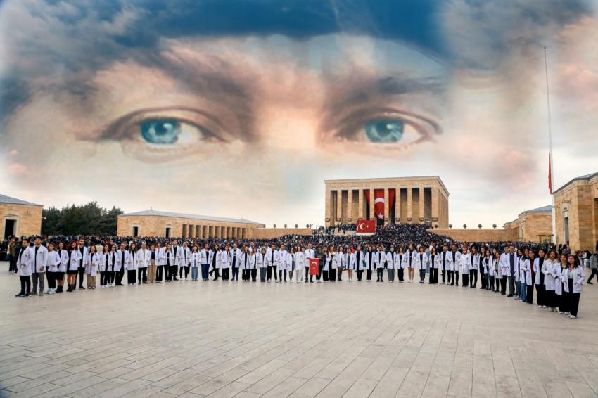 Hekimler Atatürk'ün huzurunda