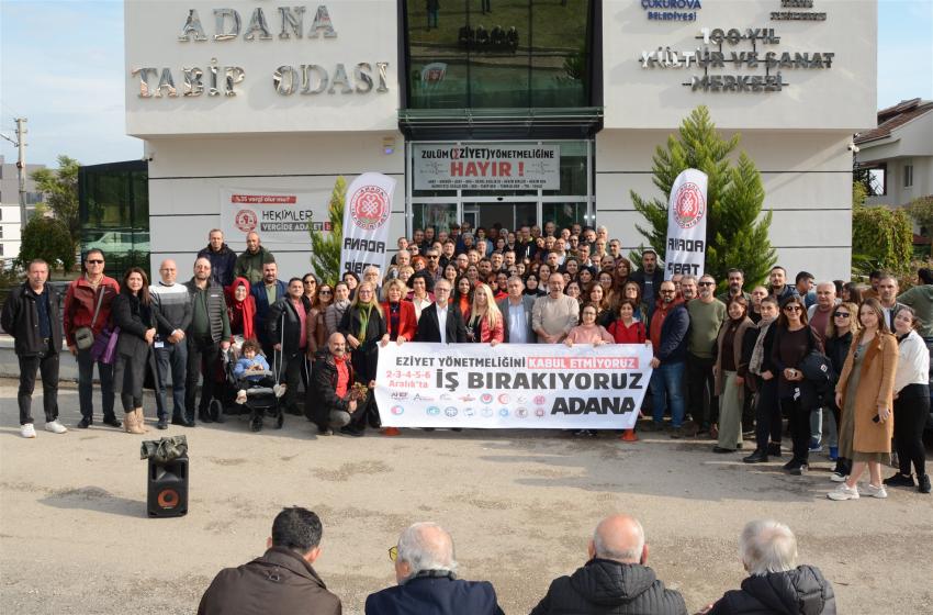 Hekimlerden simitli eylem