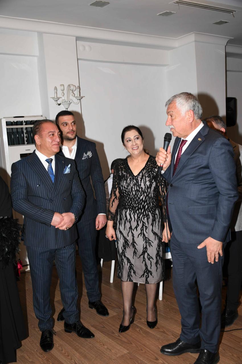 Taylan Özgür Ayna evliliğe ilk adımı attı