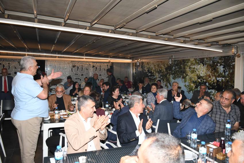 'Atatürk ve Süleyman Demirel'in evlatlarıyız'