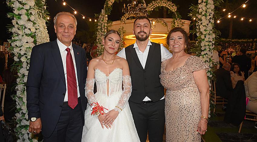 Mutluluğa “Evet” Dediler