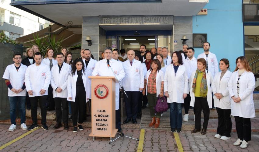 Eczaneler kapanma tehlikesi yaşıyor