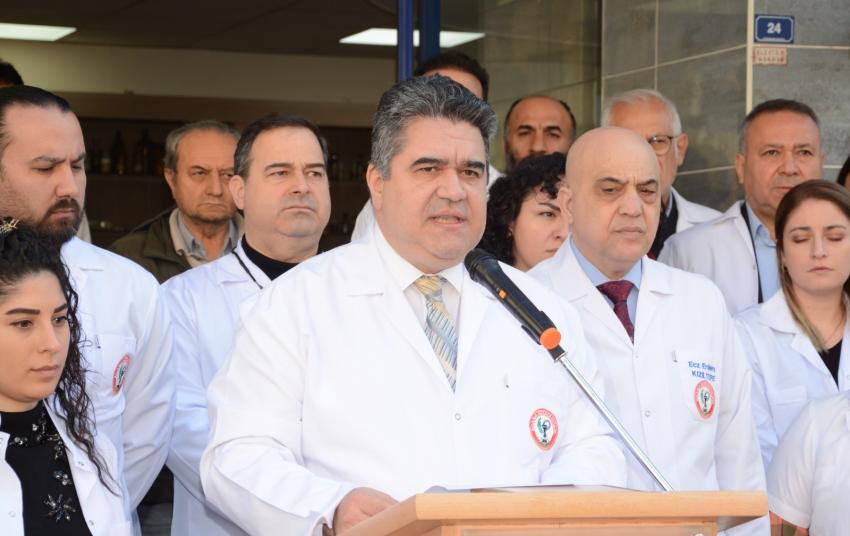 Eczaneler kapanma tehlikesi yaşıyor