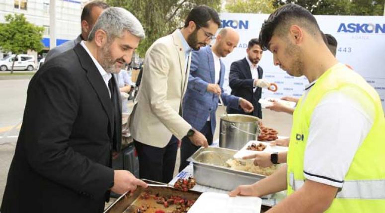 Her gün 1000 kişiye iftar