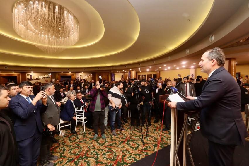 Adana'da Erbakan izdihamı