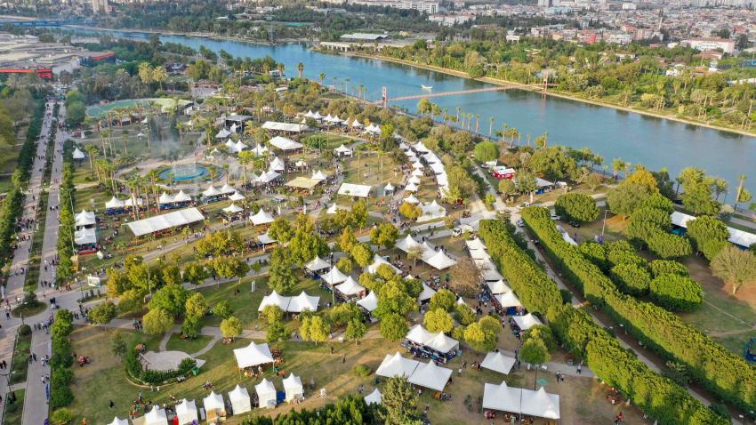 Adana Lezzet Festivali’ni yaklaşık 650 bin kişi ziyaret etti