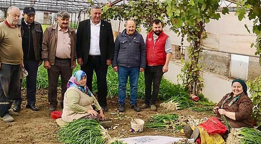 “İktidarın çiftçiyi  topraktan  koparıyor”