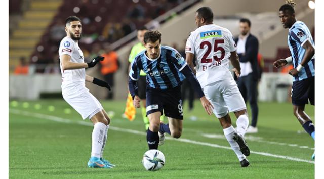Şimşek çakamadı:0-0