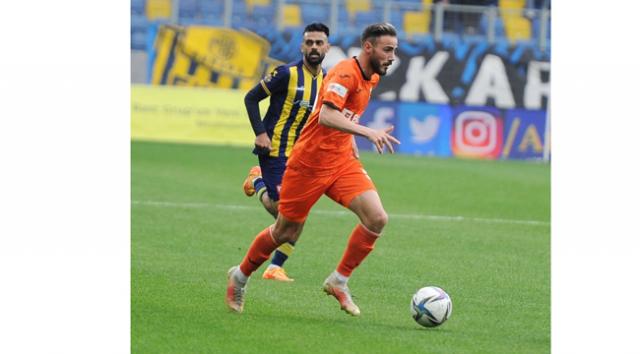 Kaplan lidere boyun eğdi:0-2