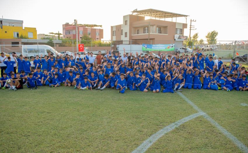Başlama vuruşunu Başkan Akay yaptı
