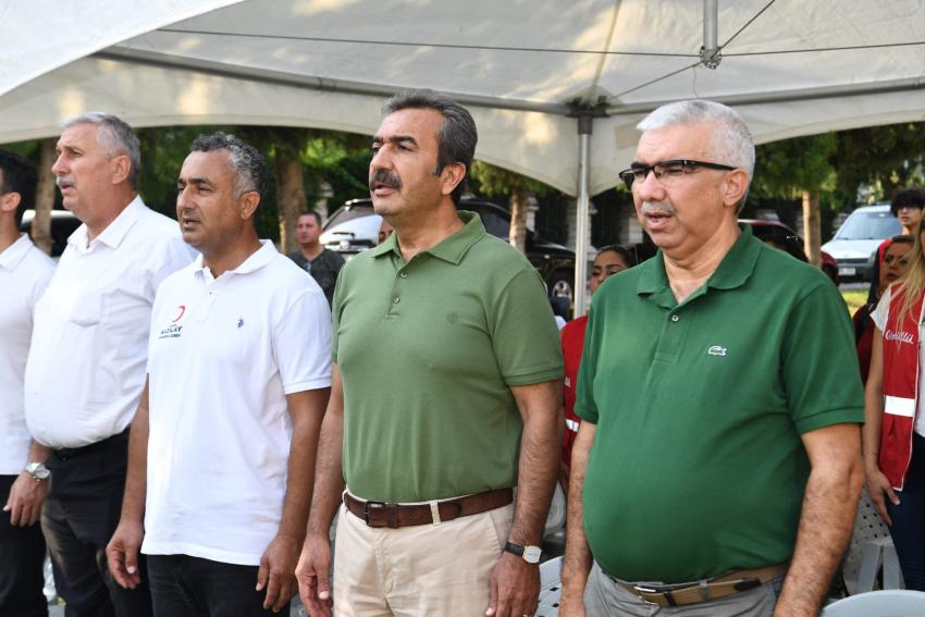 Engelsiz eller mutlu patiler sergisi