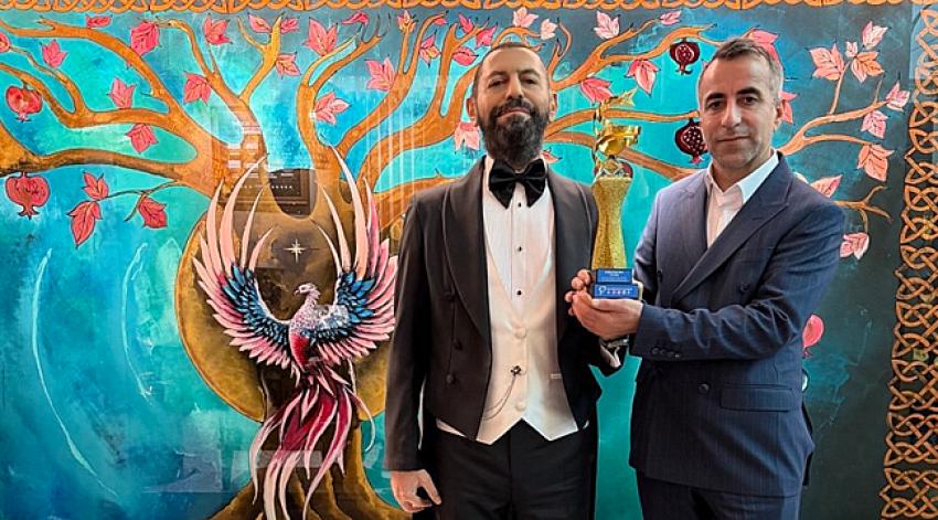 Akif Manaf’a İsveç’ten “Global Peace Prize” Ödülü