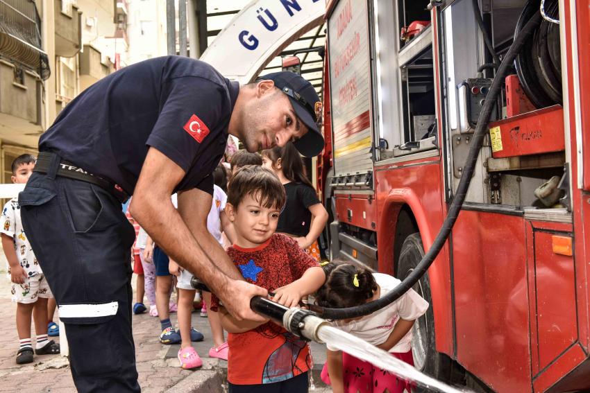 İtfaiye Haftası etkinliklerle sürüyor