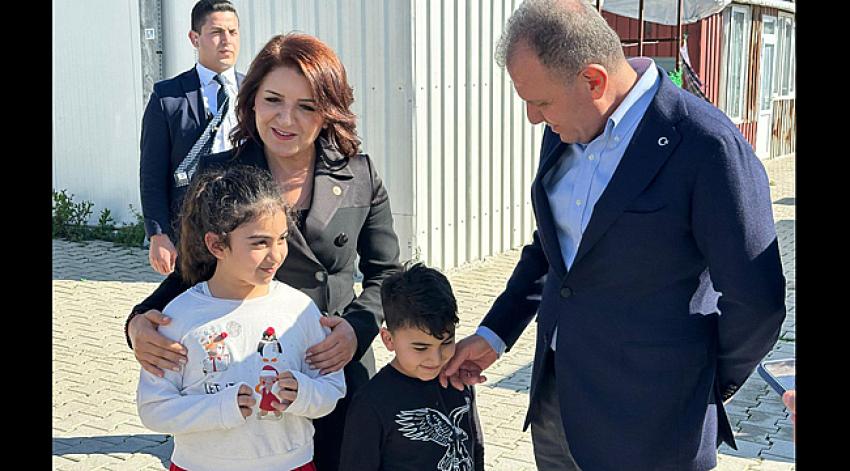 Kış: Deprem bölgesinde enkazı CHP'li belediyeler kaldırıyor