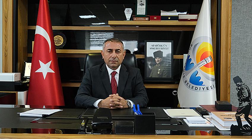 ‘Vatanı aydınlatan meşale sonsuza kadar ışık yayacak’