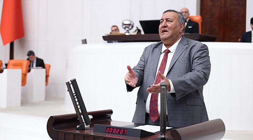 Gürer: Yaşlı Nüfus, Borçlu Ve Mutsuz