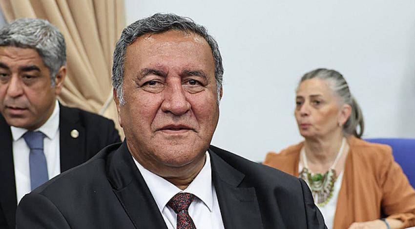 “Borçsuz yaşamak zor”