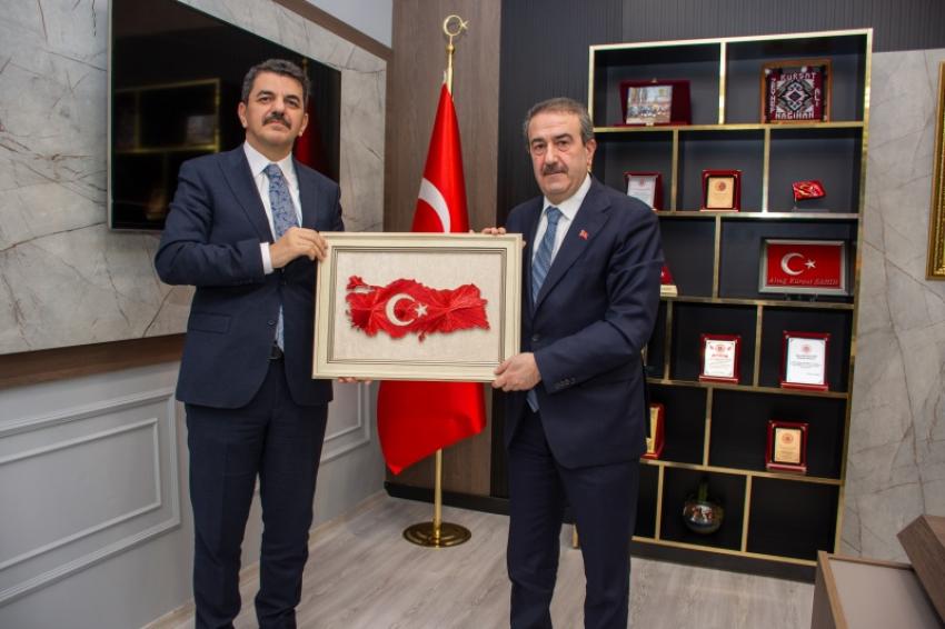 HSK Üyesi Küfüdür’den Adana Adliyesine ziyaret