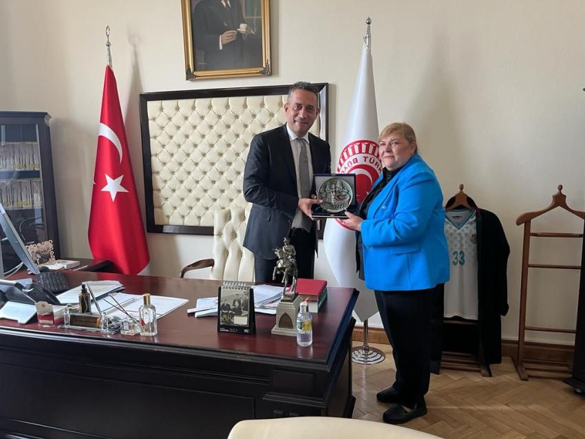 Başkan Erdem’den Ankara çıkarması